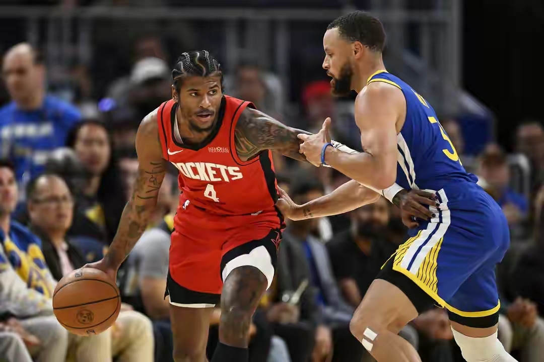 AYX爱游戏中国布鲁克林篮网迎NBA季后赛关键赛;转会期豪取连胜;话题不断;更衣室氛围转暖的简单介绍